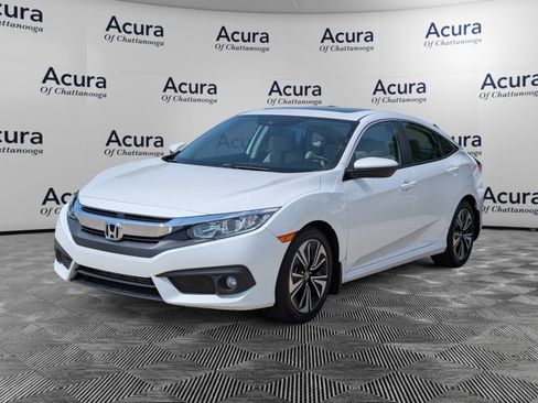 Used 2017 Honda Civic EX-L image 4
