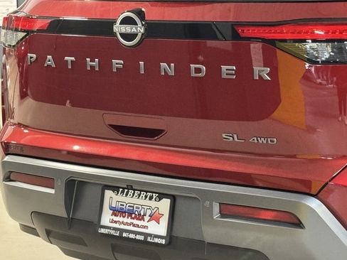New 2026 Nissan Pathfinder SL image 23