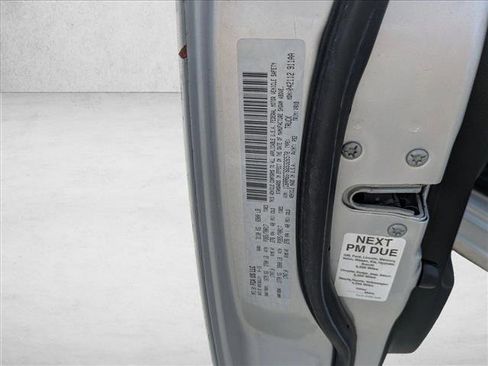 Used 2016 RAM 1500 Classic SLT image 22