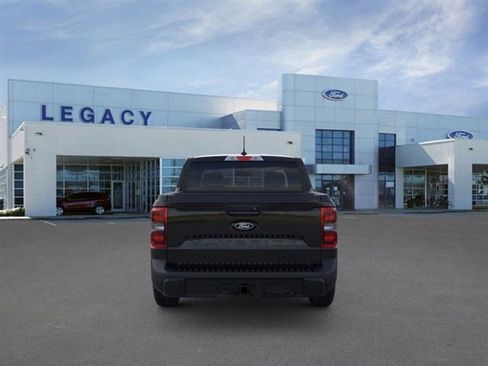 New 2025 Ford Maverick XLT w/ XLT Luxury Package image 5