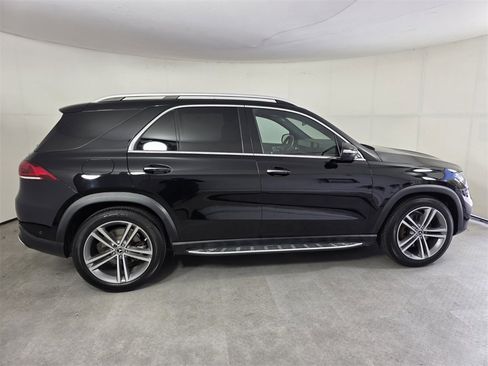 Used 2022 Mercedes-Benz GLE 450 4MATIC image 3