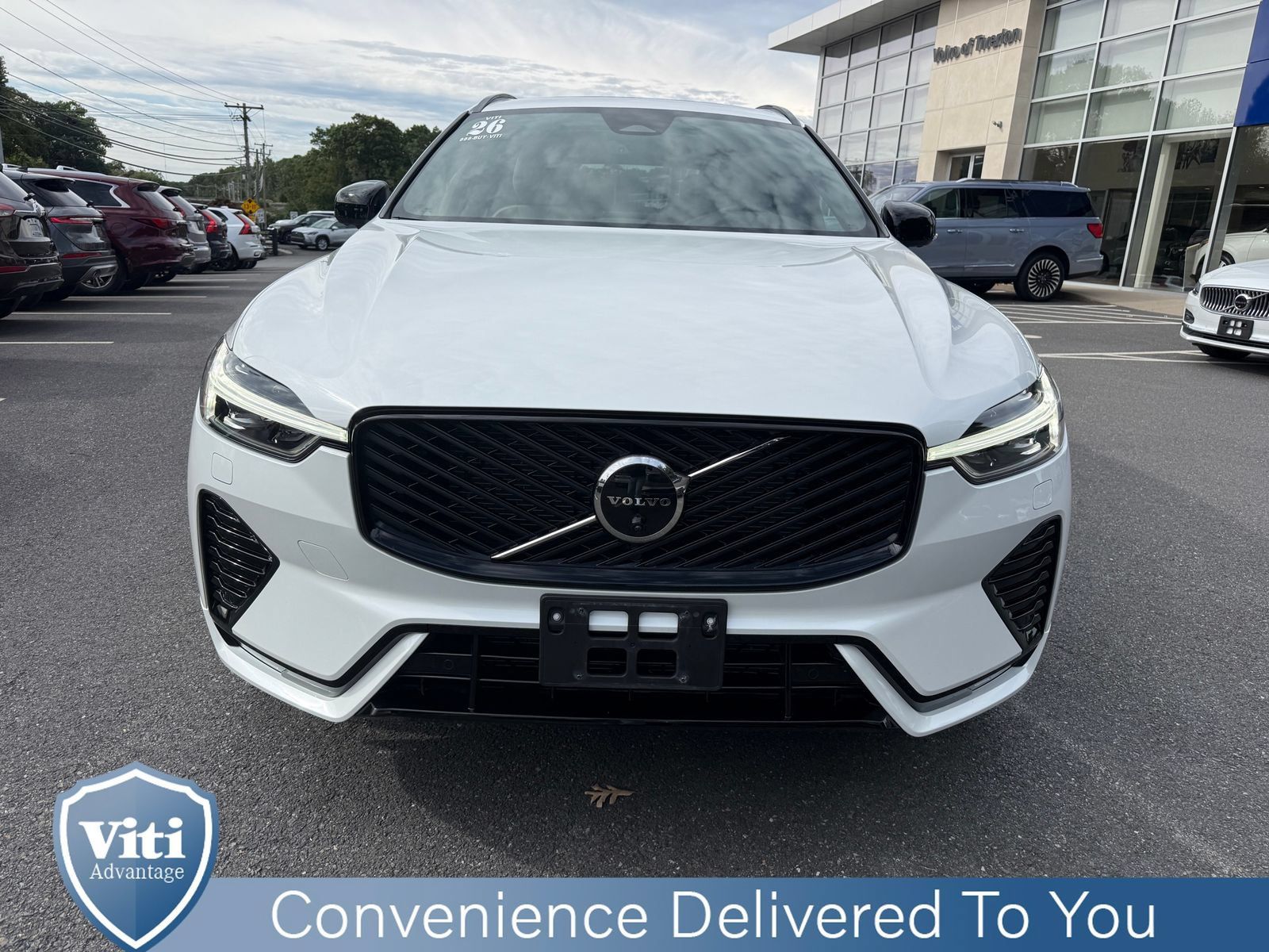Used 2026 Volvo XC60 B5 Plus w/ Protection Package Premier AWD/4WD image 3