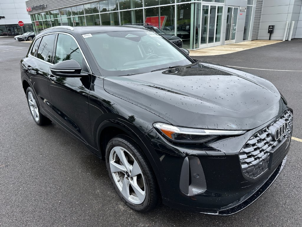Certified 2025 Audi Q5 Premium w/ Premium Plus AWD/4WD image 16