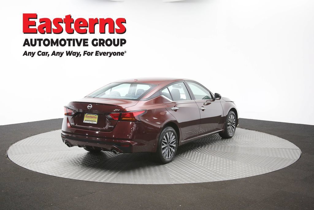 Used 2024 Nissan Altima 2.5 SV w/ SV Premium Package AWD/4WD image 42