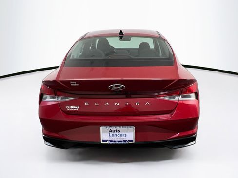 Used 2023 Hyundai Elantra SEL w/ Cargo Package FWD image 6