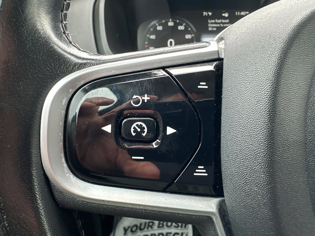 Used 2022 Volvo XC90 T6 Inscription w/ Lounge Package AWD/4WD image 25