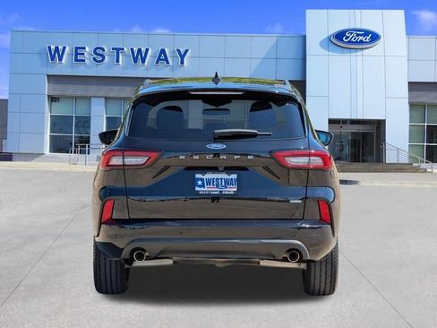 Used 2023 Ford Escape ST-Line w/ Equipment Group 301A FWD image 4