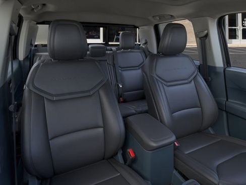 New 2026 Ford Maverick Lariat w/ Black Appearance Package image 10