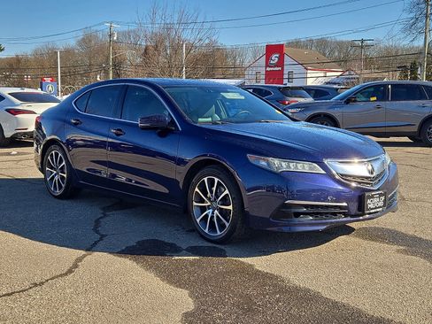 Certified 2017 Acura TLX V6 w/ Technology Package image 4