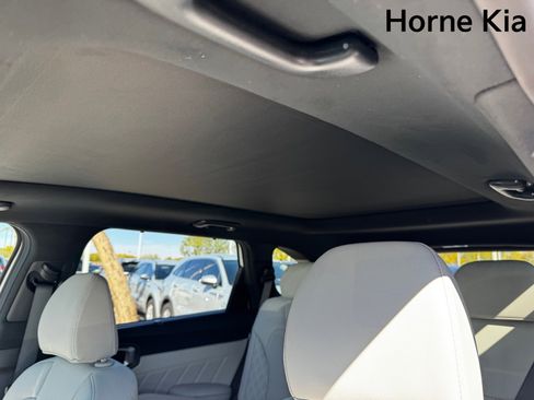 New 2026 Kia Sorento SX Prestige image 17