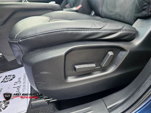 Used 2020 MAZDA CX-5 Touring image 12