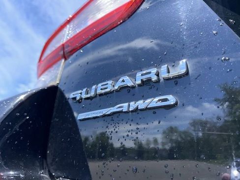 Used 2019 Subaru Crosstrek 2.0i Premium AWD/4WD image 13