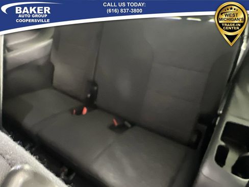 Certified 2025 Chevrolet Traverse LT w/ Sun and Wheel Package image 22