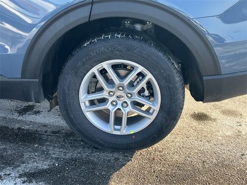 New 2026 Ford Explorer Active image 8