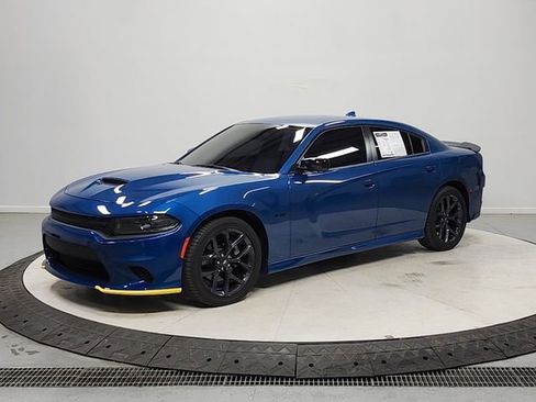Used 2023 Dodge Charger R/T w/ Blacktop Package RWD image 3