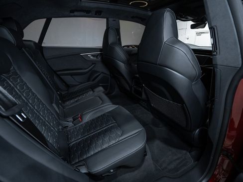 Used 2024 Audi RS Q8 AWD/4WD image 33