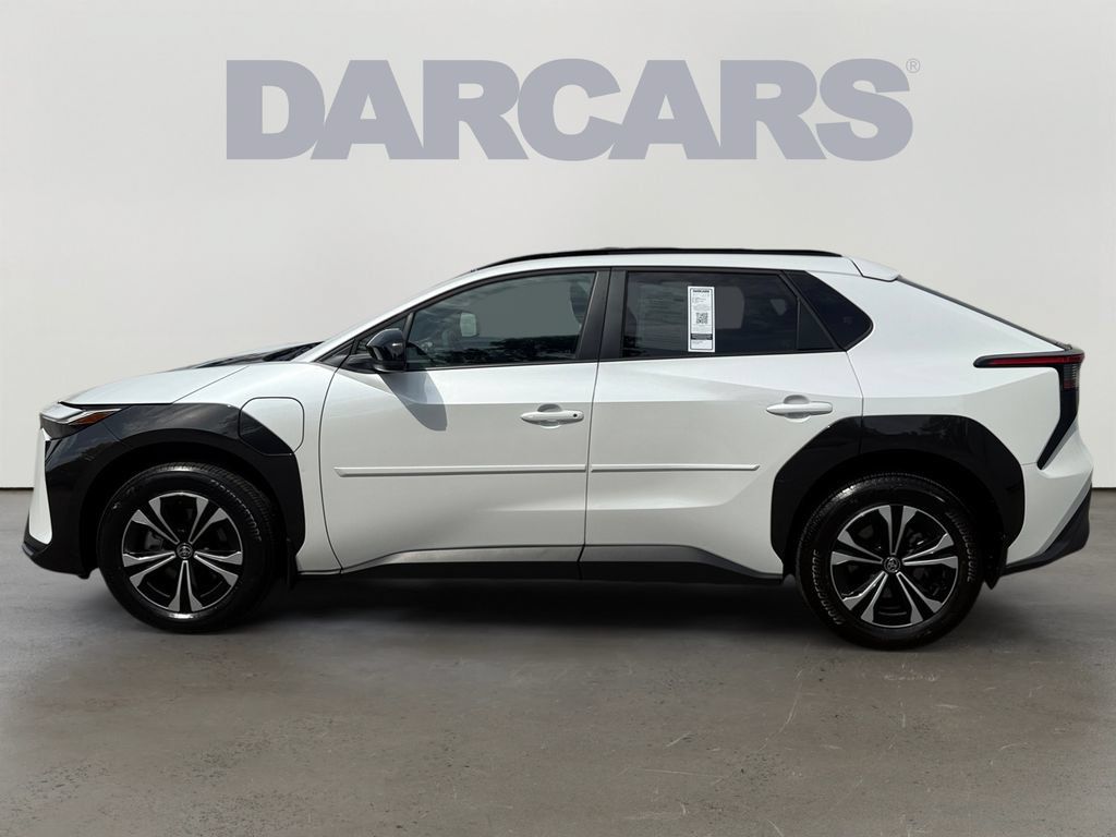 Used 2024 Toyota bZ4X AWD w/ Weather Package image 4