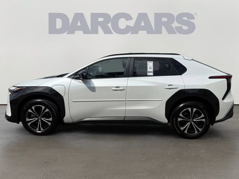 Used 2024 Toyota bZ4X AWD w/ Weather Package image 4