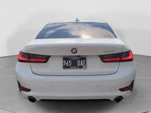 Used 2021 BMW 330i Sedan w/ Convenience Package RWD image 4