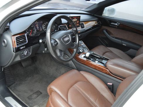 Used 2011 Audi A8 L 4.2 image 20