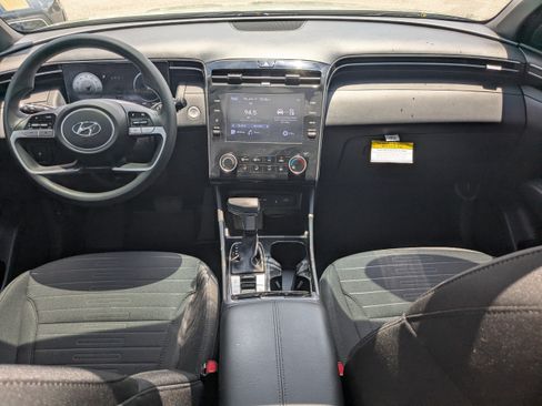 Used 2023 Hyundai Santa Cruz SEL w/ Activity Package AWD/4WD image 4