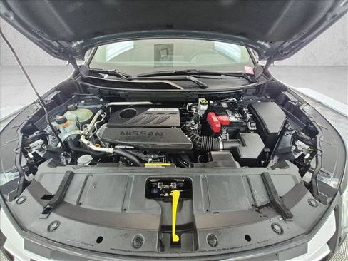 Used 2025 Nissan Rogue SV FWD image 24