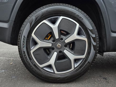 Used 2024 Rivian R1S Adventure image 76