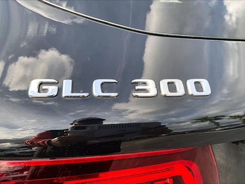 Certified 2022 Mercedes-Benz GLC 300 GLC 300 image 10