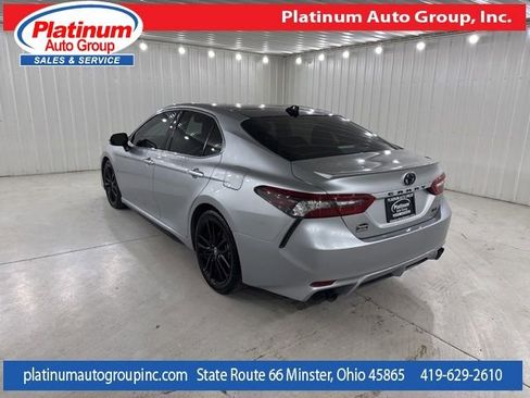 Used 2021 Toyota Camry XSE FWD image 3