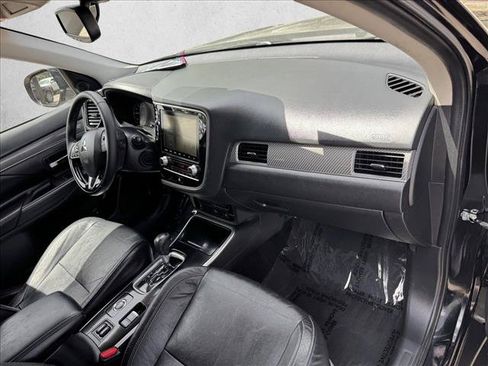 Used 2020 Mitsubishi Outlander SEL AWD/4WD image 20