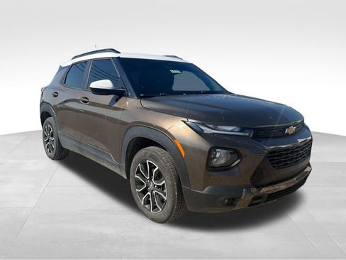 Used 2021 Chevrolet TrailBlazer ACTIV AWD/4WD image 3