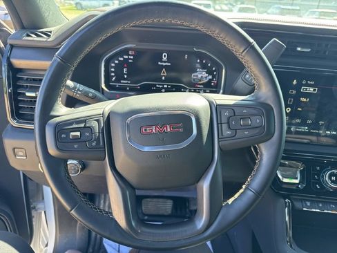 Used 2025 GMC Sierra 2500 AT4 AWD/4WD image 31