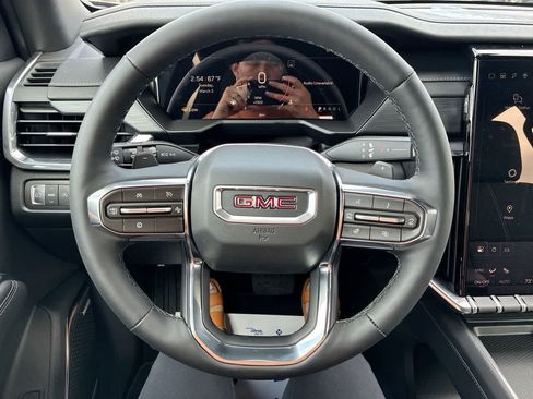 New 2026 GMC Acadia Elevation FWD image 11