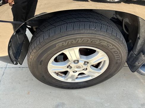 Used 2015 Toyota Sequoia SR5 RWD image 5