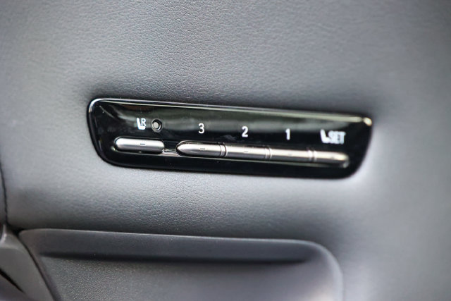 Used 2021 Lexus LS 500 AWD w/ Interior Upgrade Package image 5