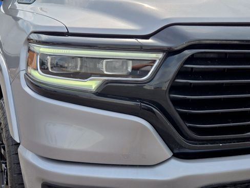 Used 2022 RAM 1500 Limited AWD/4WD image 3