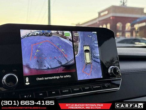 Used 2023 Mitsubishi Outlander SE image 19