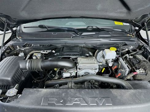 Used 2022 RAM 1500 Laramie AWD/4WD image 33