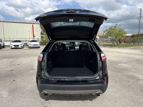 Used 2024 Ford Edge Titanium image 28