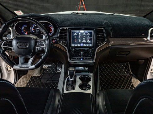 Used 2018 Jeep Grand Cherokee Trackhawk w/ Trailer Tow Group IV image 15