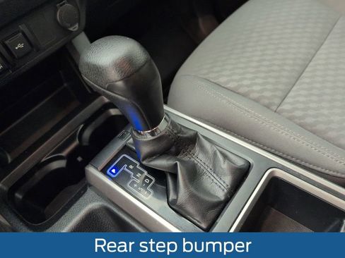 Used 2020 Toyota Tacoma SR5 image 31