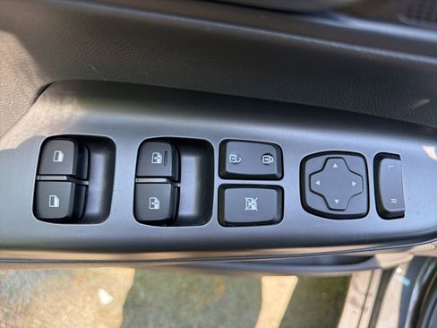 Certified 2023 Hyundai Kona SEL AWD/4WD image 18