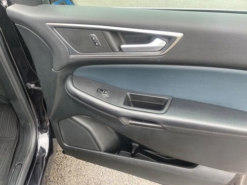 Used 2022 Ford Edge SEL w/ Sport Appearance Package AWD/4WD image 34