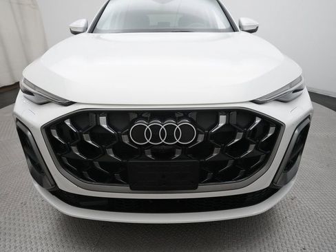 Used 2025 Audi Q5 Premium Plus w/ Premium Plus image 23