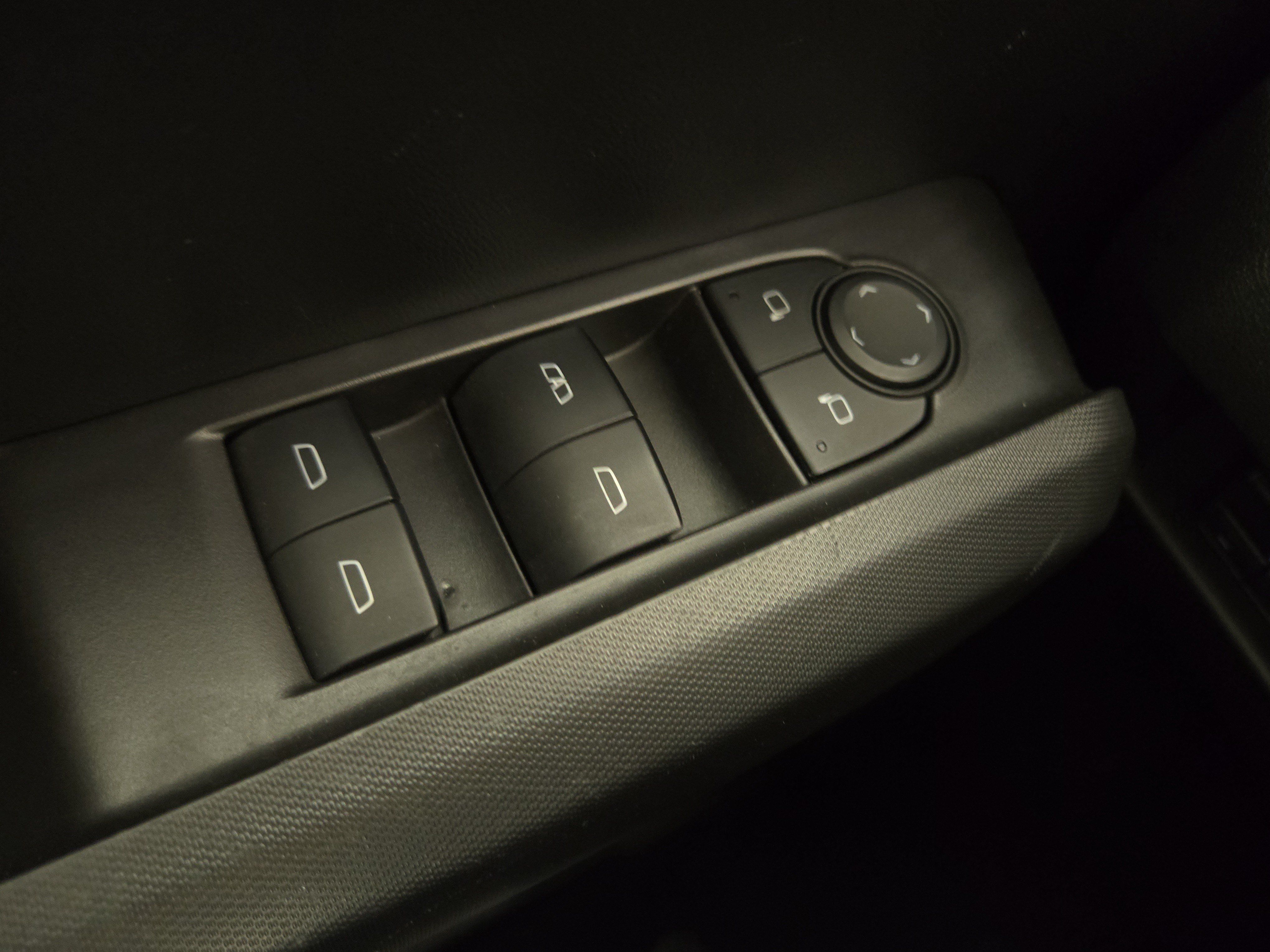 Certified 2024 Chevrolet Colorado Trail Boss w/ Advanced Trailering Package AWD/4WD image 26