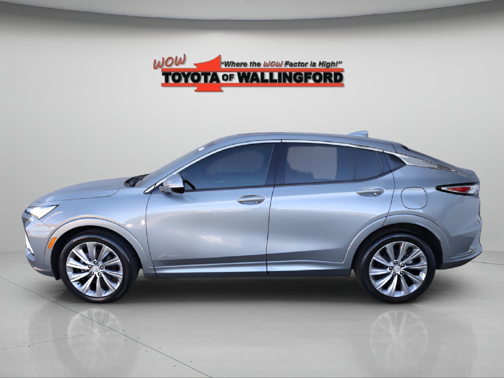 Used 2024 Buick Envista Avenir FWD image 2