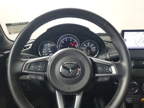 Used 2025 MAZDA MX-5 Miata RF Grand Touring image 28
