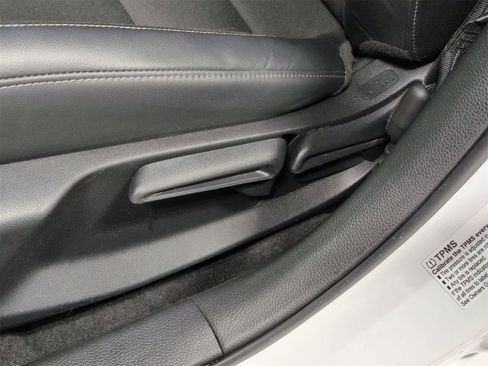 Used 2022 Honda Civic Sport image 18