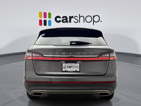 Used 2022 Lincoln Nautilus Reserve AWD/4WD image 4