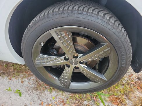 Used 2023 Genesis GV70 2.5T w/ Sport Prestige Package image 5